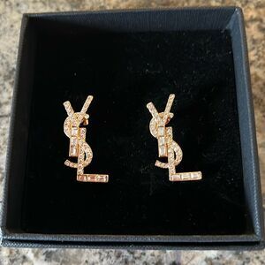 Earrings Gold Tone and Rhinestones